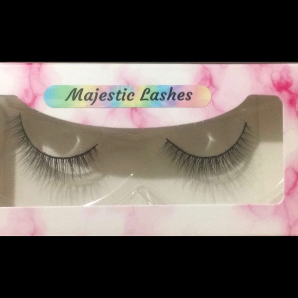 Eyelashes - Picture 7 of 7